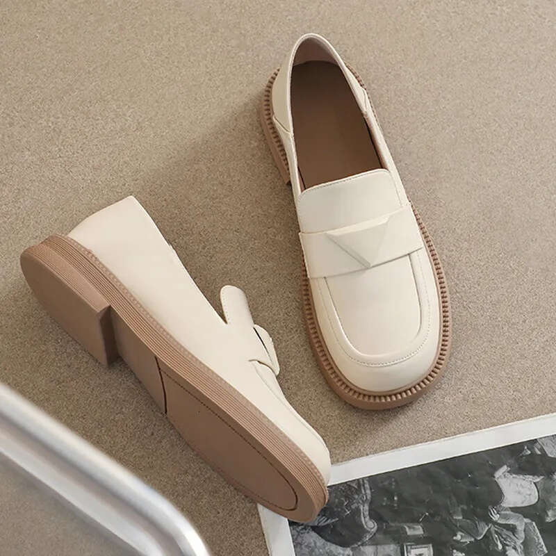Designer shoes back round Toe Flats Soft Sole Women's Leather Loafers Oversized British Casual Shoes Lowdaily routine Heel Summer Style Eur35-43