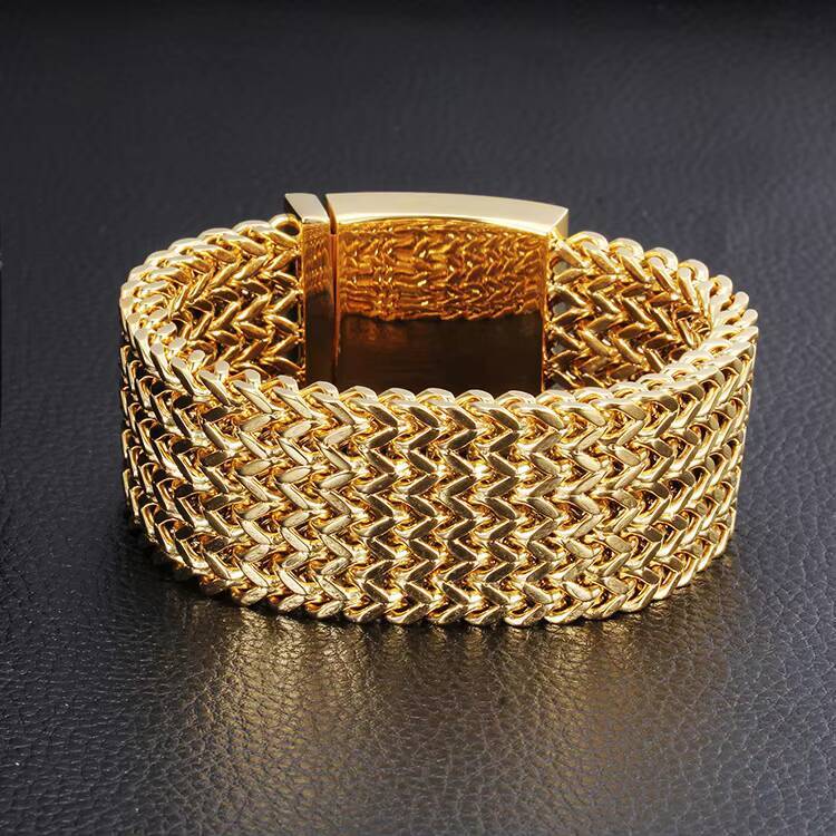 Mens Fashion Charm Bracelet High Quality Square Fish Scale Design Popular Stainless Steel Chain Wholesale Available