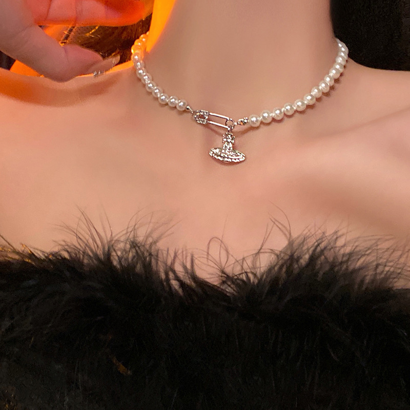 Designer luxury Empress New Style Imitation Pearl Necklace for Women, Niche Geometric Crown Full Diamond Earth Planet Clavicle Chain