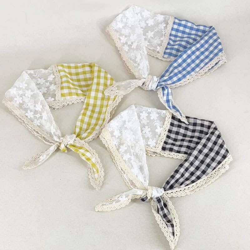 N-Style New Plaid Patchwork Lace Diamond-Shaped Scarf, Sweet And Girly Atmosphere Headscarf, Photo Decoration, Vintage Silk Scarf Qian Pan