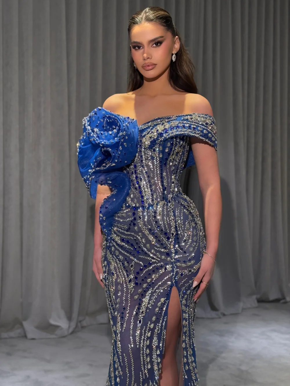 Fashion Off The Shoulder Prom Dresses Elegant Sequined Lace Crystal Evening Dress Floor Length Party Gown Customized
