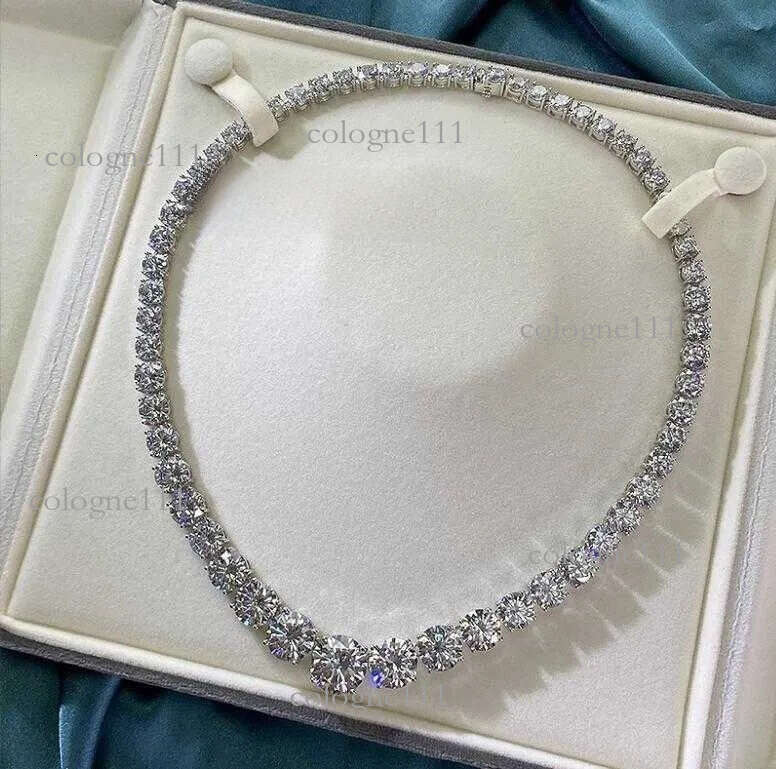 Hip 2024 Hop Whie Moissanie Diamond Luxury Jewelry Real 100% 925 Serling Silver Tennis Pendan Full Gemsones Gorgeous Pary Women Wedding Bride Necklace