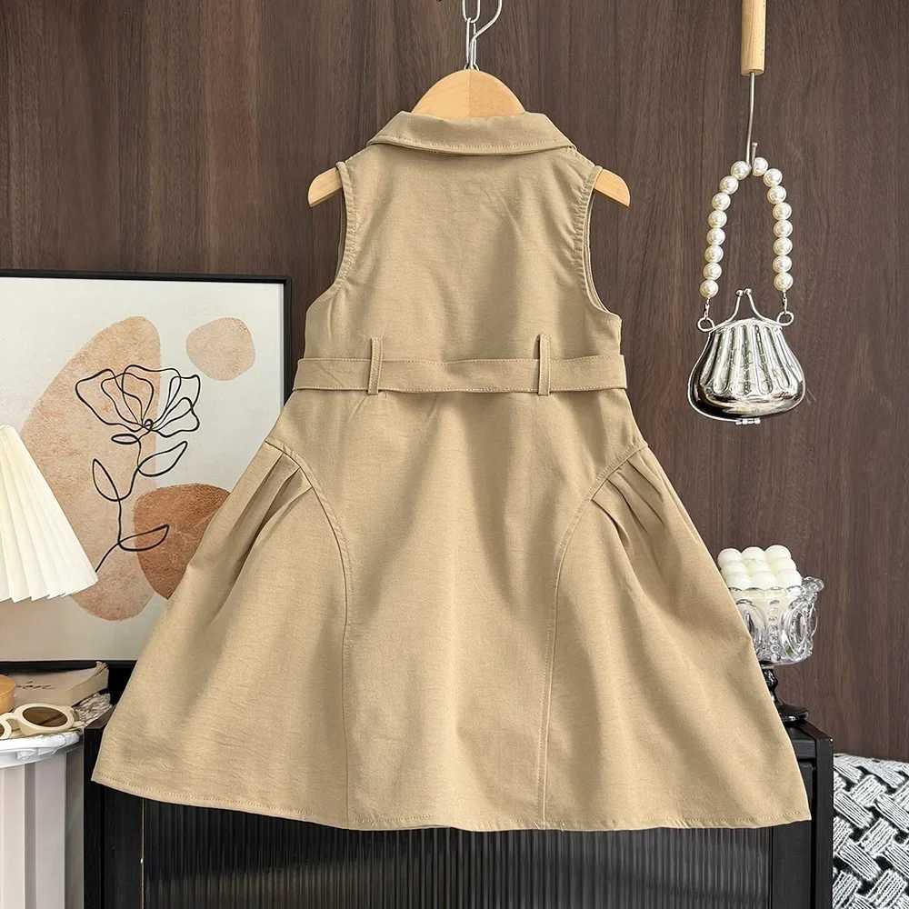 Korean Version Khaki Girls Casual Dresses Sleeveless Flip Collar Workwear Kids Dress Summer New Solid Color Childrens ClothingT260330