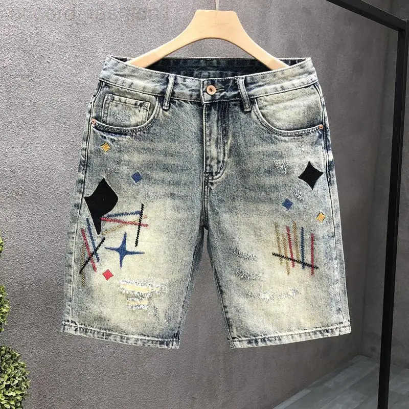 Luxury Clothing 2025 Embroidered Denim Shorts Ripped Mens Five-point Thin Trend Summer New Loose Short Cowboy Pants for Men H260330