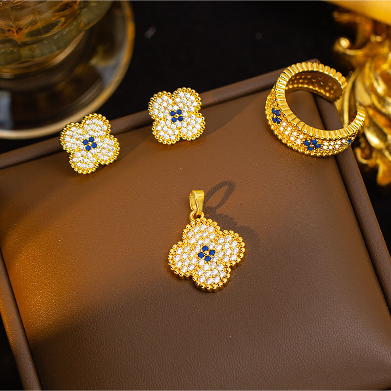 Designer luxury earrings, ring, light high-end feel,personalized stylish accessories wholesale