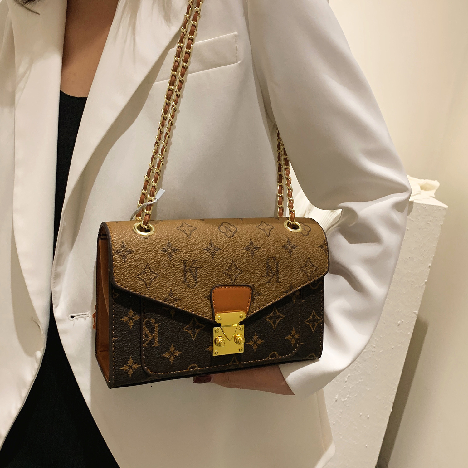 Unique design printed messenger for women, new fashion chain shoulder crossbody small square envelope bag