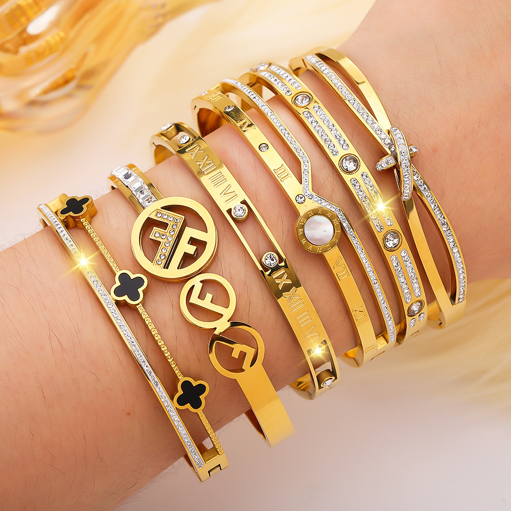 Luxurious Brand Designer Titanium Steel Fashionable Daily Wear Bracelet Golden Egg-shaped Clasp Open Gold Bracelet High-end Stainless Steel Bracelet