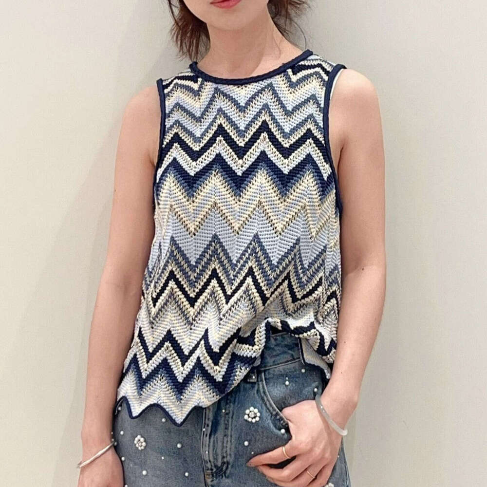 2026 Spring New Designer Women's Round Neck Sleeveless Elegant Multi functional Striped Knitted Sweater S18 Tank Top