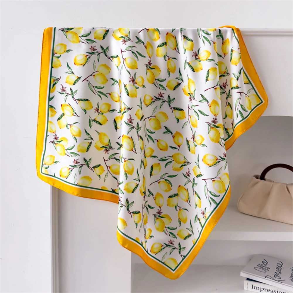 1pcs Summer Bright Color Oil Painting Lemon Print Small Square Wen Satin Neck Tie Scarfs Soft Neat Ladies Neckerchiefs X260328