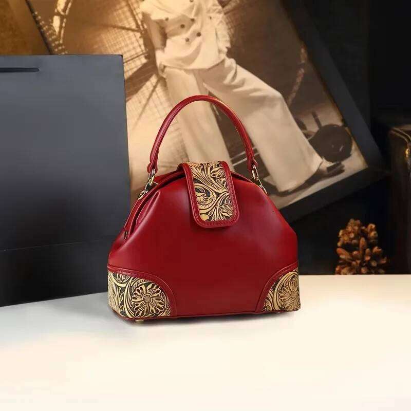 2026 New Fashionable High-End Messenger Elegant Small Handbag Open Single Shoulder Design Leather Bag