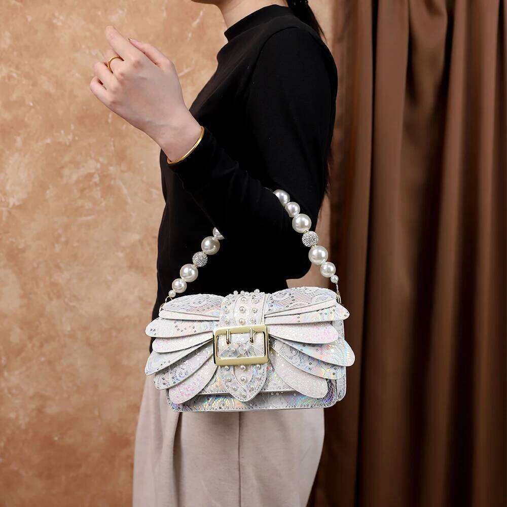 2026 Women's Patterned Winged Handbag With Rivet Design Pearl Chain Single-Shoulder Crossbody Bag Fashionable Niche Style