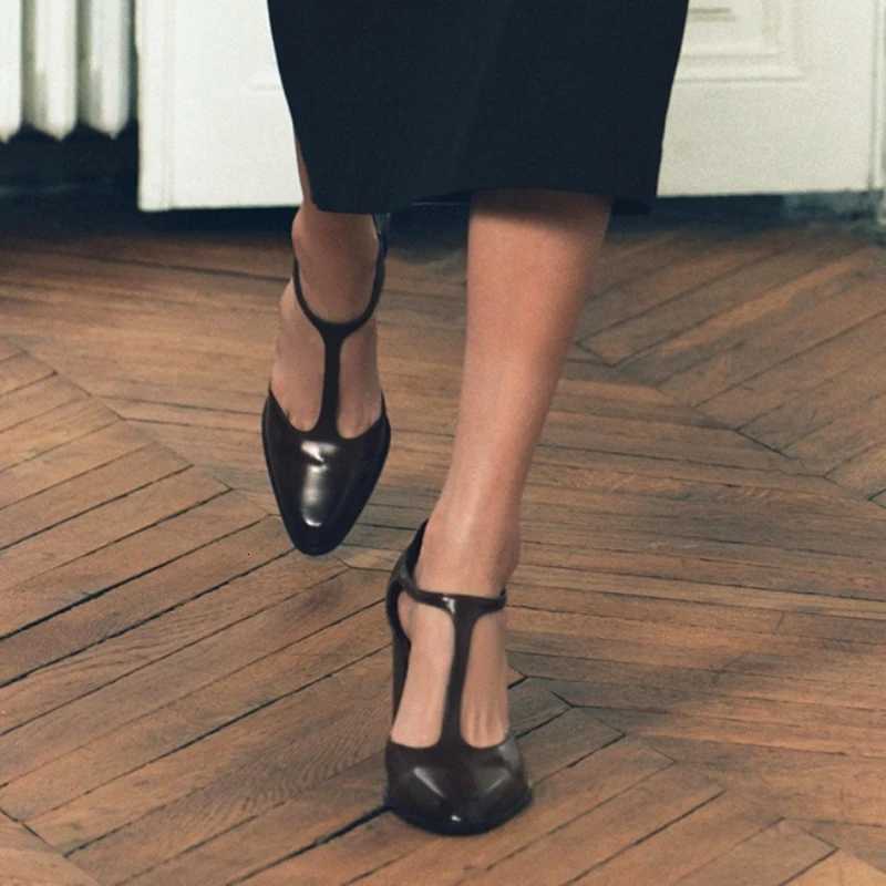 Retro T-strap Design Mary Jane Shoes Women Brown Patent Leather Ankle Strap Buckle Heels Elegant Pointed Toe Chunky Heel Sandals Z260330