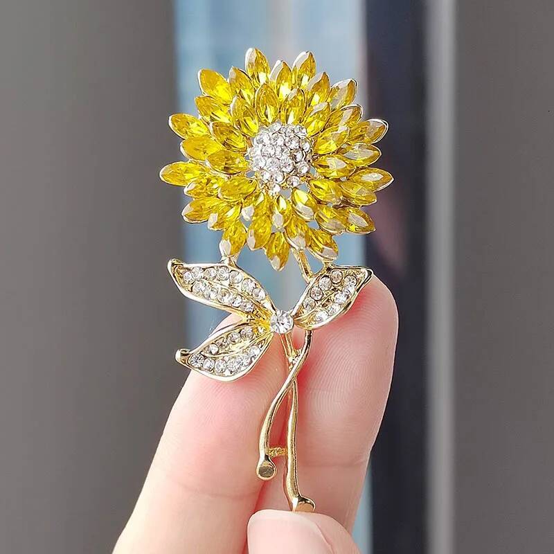 Rhinestone Sunflower Brooches For Women Unisex Enamel Wheat Flower Party Casual Brooch Pin Clothes Office Fashion Jewelry Gifts