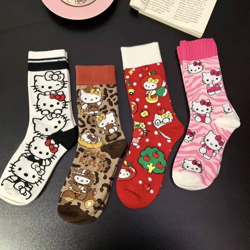 Designer Sanrio Kawaii Hello Kitty Mid Tube Socks Sports Breathable Cute Cartoon Couple Skateboard Combed Cotton Socks Cute Holiday Gifts