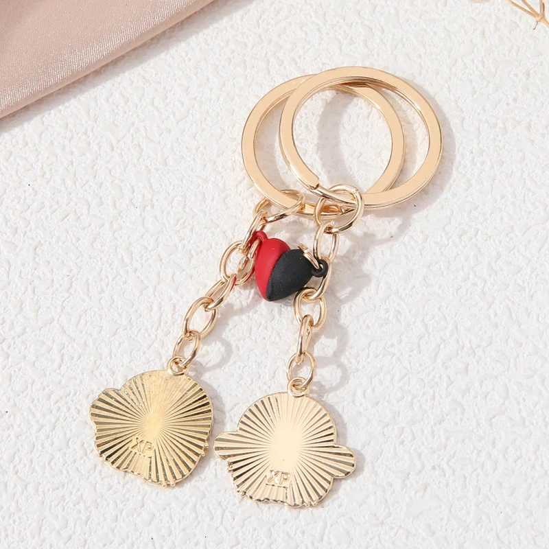 Cute Heart Magnet Penguin Keychain Lovely Aniaml Key Chain For Cosplay Accessories Handmade Keyrings Z260330