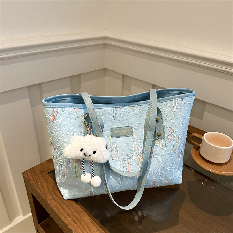 Free Shipping High Value Colorful Embroidered Tote Bag for Women Cute Cloud Charm Shoulder Bag Large Capacity Casual Handbag