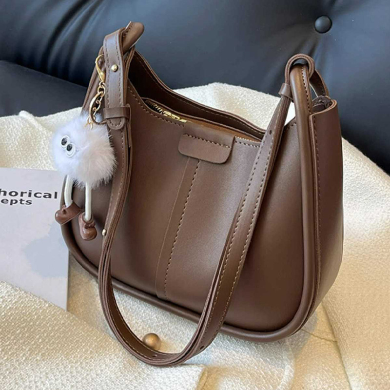 High-end Stylish Small 2025 New Women's Versatile Crossbody Single Shoulder Underarm Bucket Bag