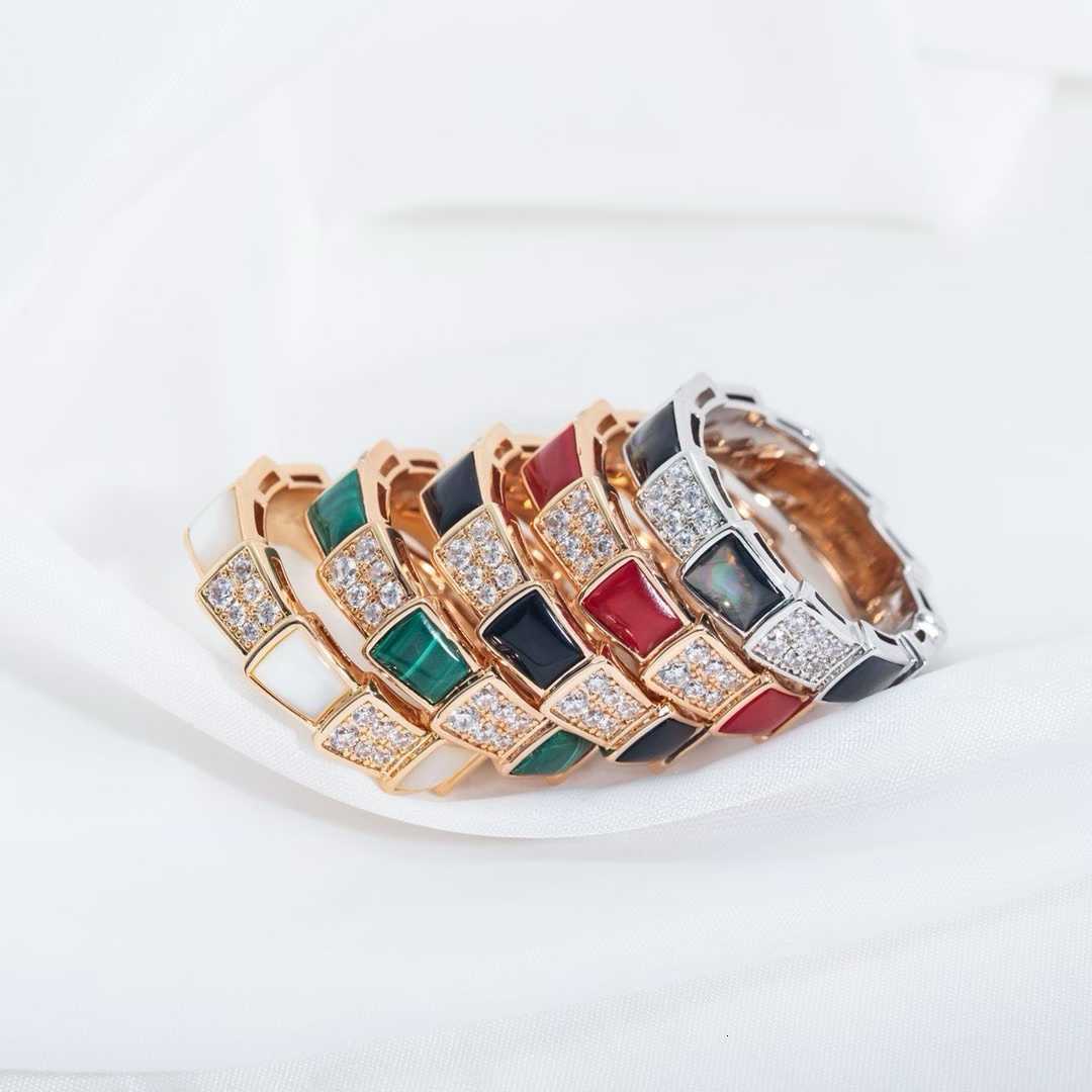 Ring Gold Closed Snake Bone Narrow Wide Version Mother-Of-Pearl Chalcedony Inlaid Diamond Ring Fashion Light Luxury Jewelry Ring