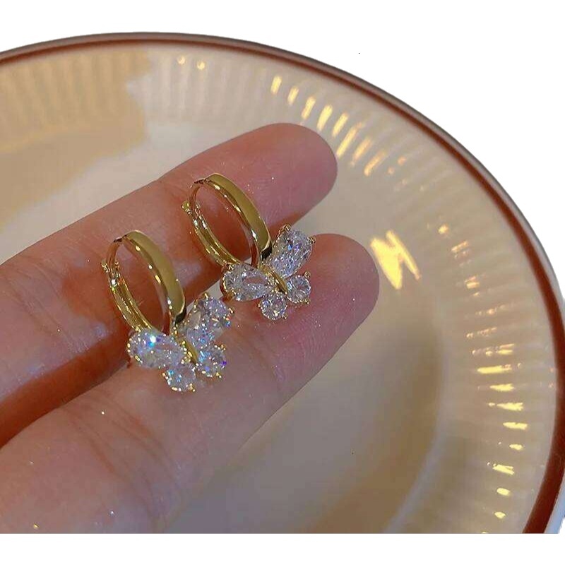Fashion Butterfly Zircon Crystal Earrings Jewelry Everyday Styling Versatile Ear Accessories Trends & for Party Wedding Delicate Gift