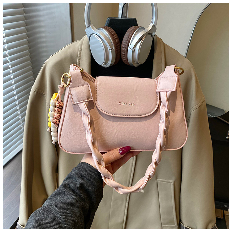 Women's with a high-end feel, bag for women, 2026 new fashion commuter shoulder versatile crossbody bag, small handbag