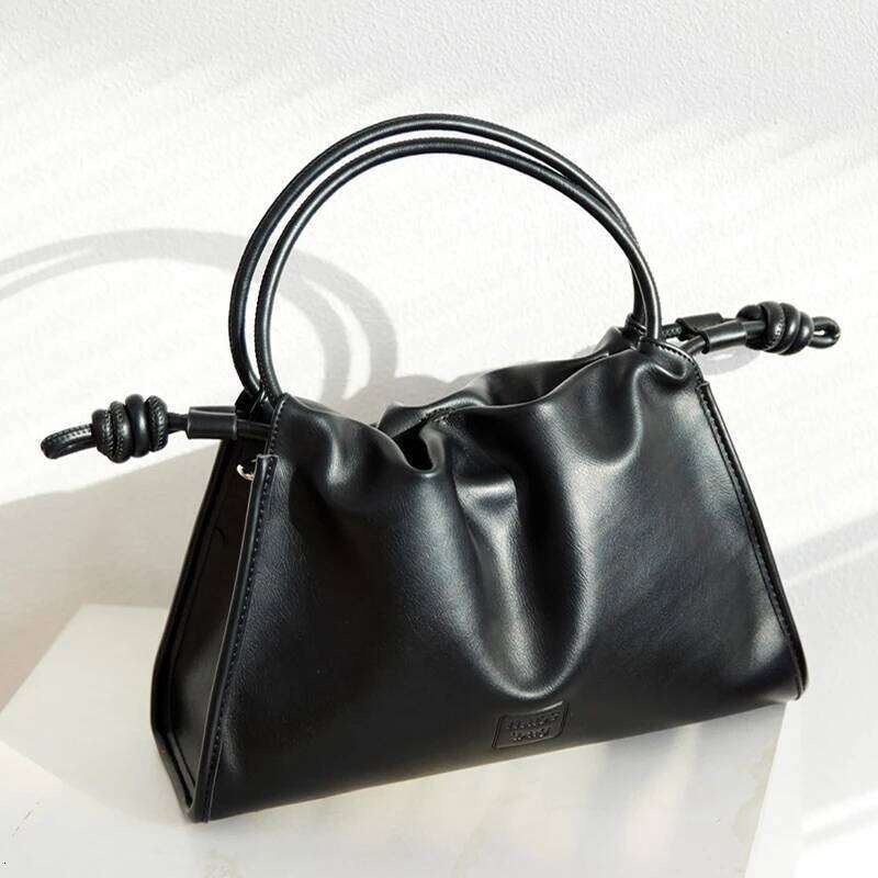 Brand Pleated Cloud Shaped Women Stylish Drawstring Shoulder Crossbody Bag Luxury Large Capacity Minimalist Commuter Handbag TIANOUDAISHU
