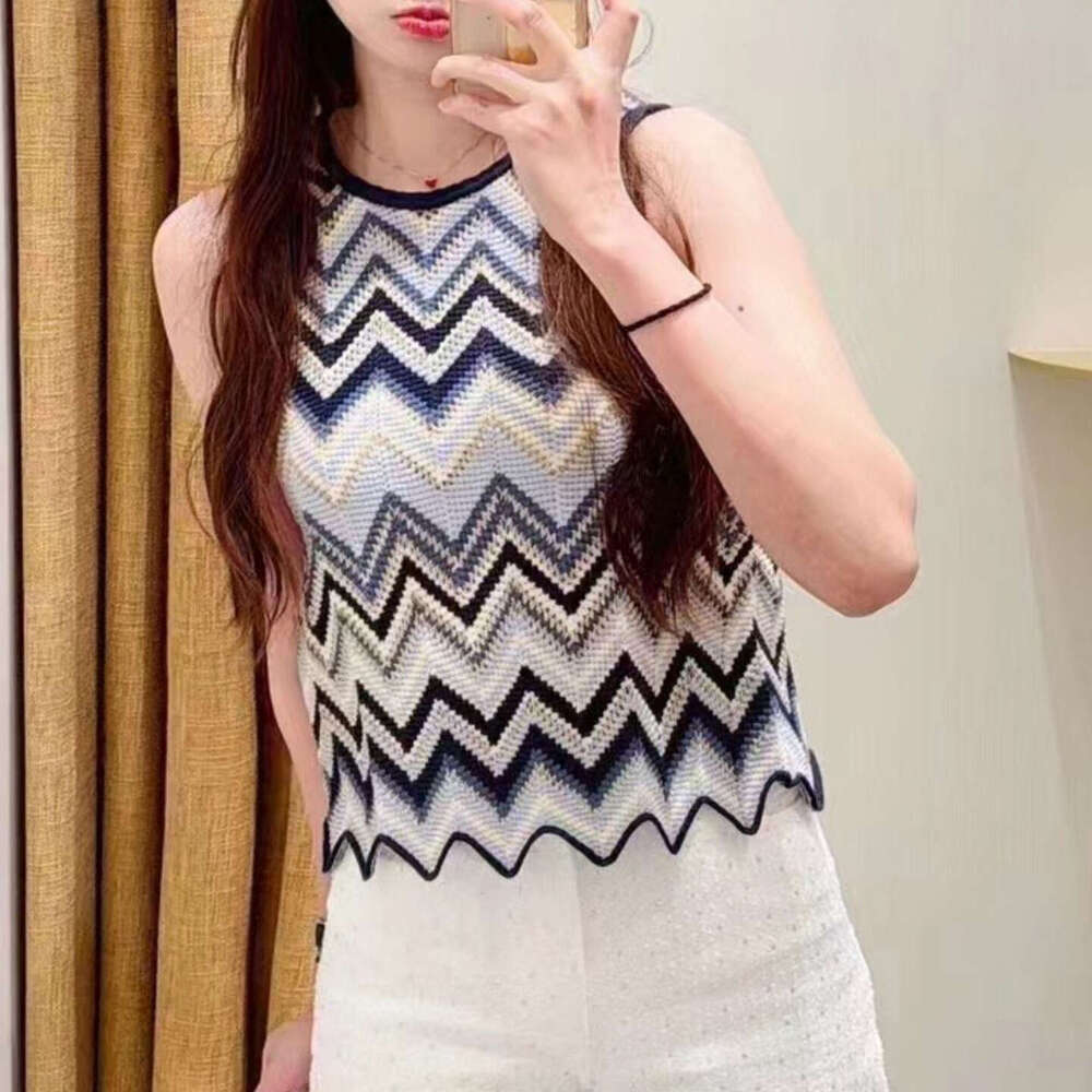 2026 Spring New Designer Women's Round Neck Sleeveless Elegant Multi functional Striped Knitted Sweater S18 Tank Top