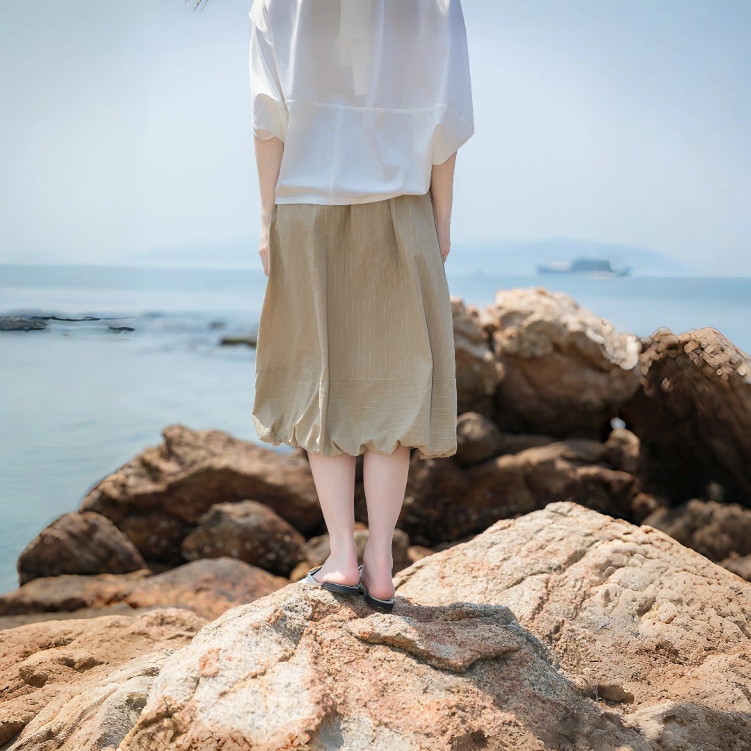 Luxury Designer Khaki Cargo Skirt Women Y2K Streetwear Midi Skirt Pocket Drawstring Elastic Waist Bubble Hem Casual Loose Fit Lightweight Skirt