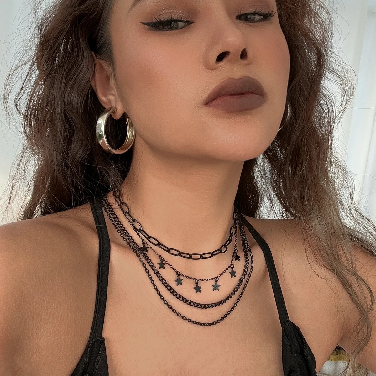 Salircon Gothic Dark Style Multilayer Metal Necklace Fashion Star Pendant Short Collarbone Womens Trend Party Jewelry 260327