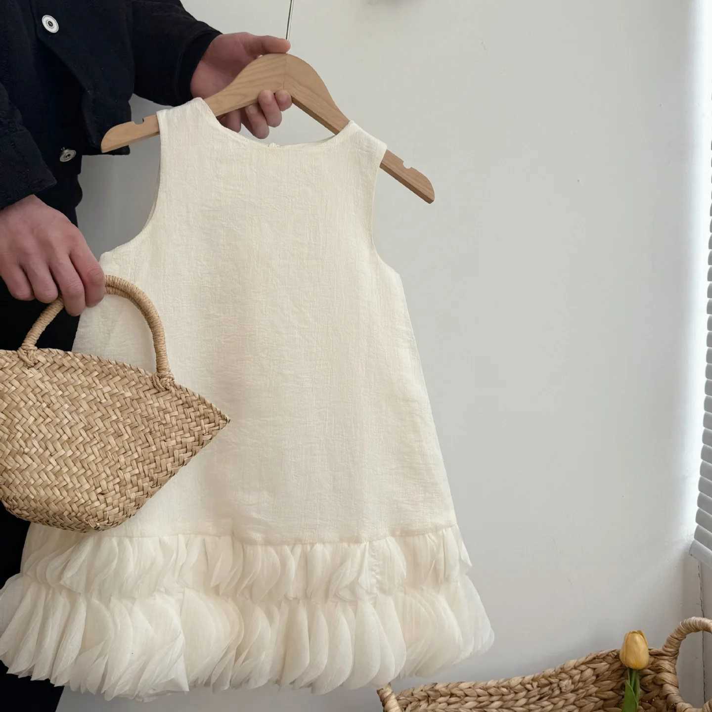2025 Summer Girls Dress Yarn Skirt Girls Korean Western Style Tank Top Skirt Fashion Flower Bud Princess SkirtT260330