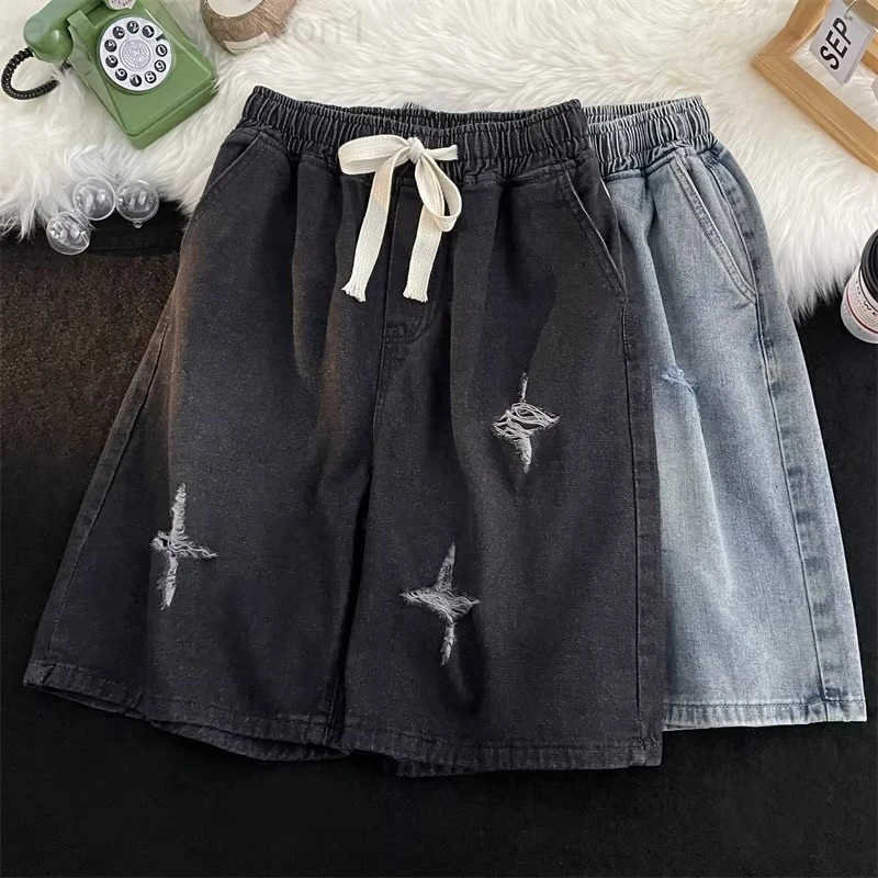 2024 Fashion Summer Mens Korean Style Fashion Hole Five Point Denim Shorts Loose Straight Casual Short Jeans for Men D54 H260330