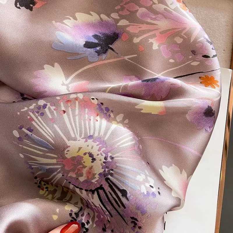 Fashion Wens Scarf Premium Imitation Silk Watercolor Floral Print Lightweight Neck Scarf for Work Casual Outfits X260328