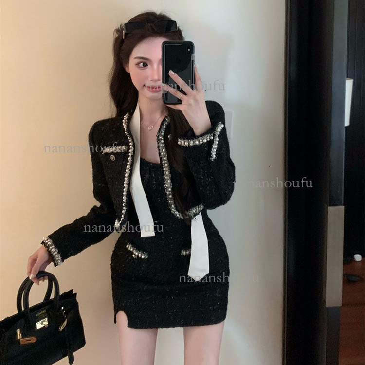 2026 Designer Set Luxury Brand Coarse Tweed Black Coat Trendy Spicy Girl Suspender Dress Short Skirt Small Two-piece Set Shopping Date Essential Women