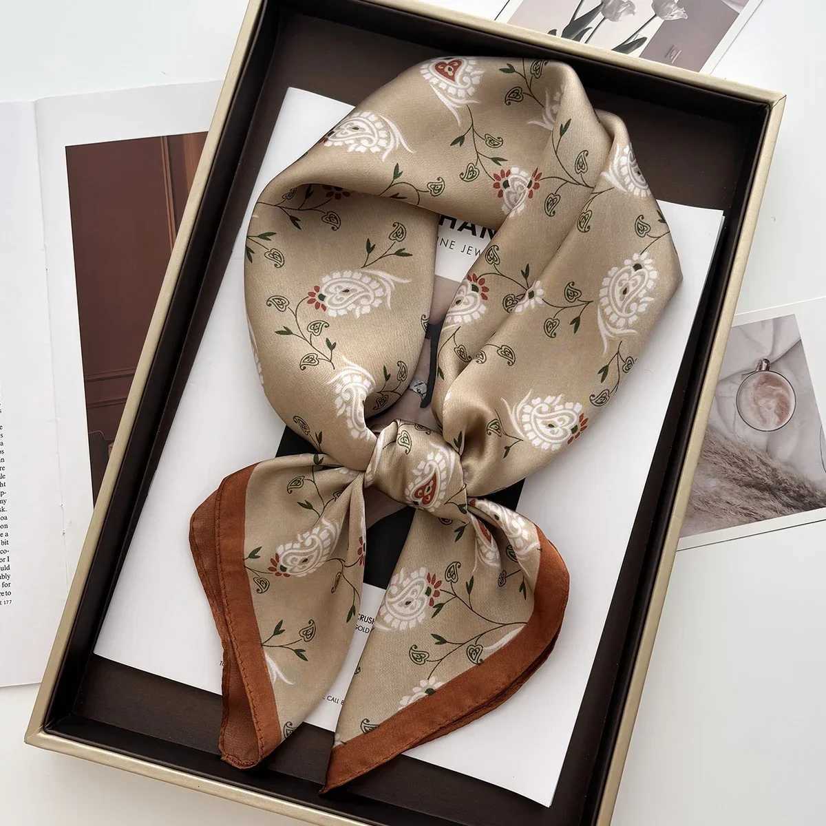 Floral Print Shawl Square Scarf for Wen Soft Satin Neckerchief Fem Hair Bands Ribbon band Bandana 70X70CM X260328