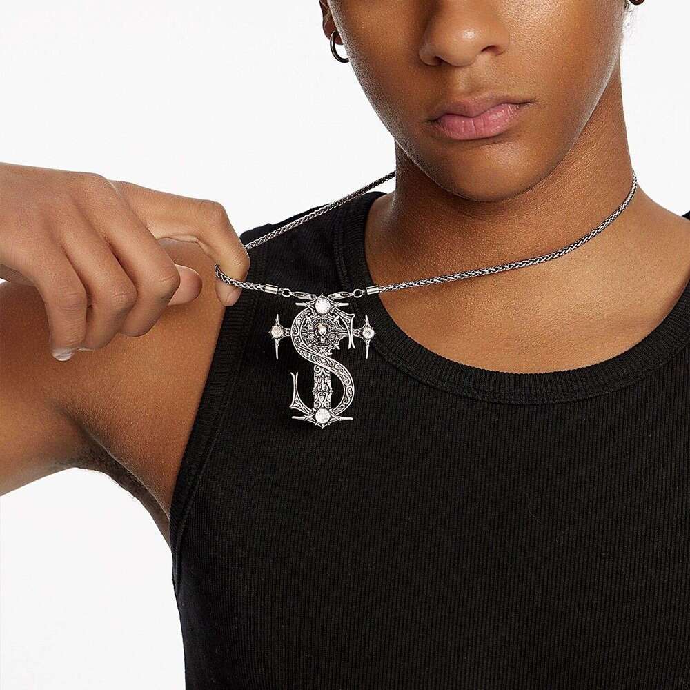 Medieval Skull Pendant Necklace American Retro Casual Style