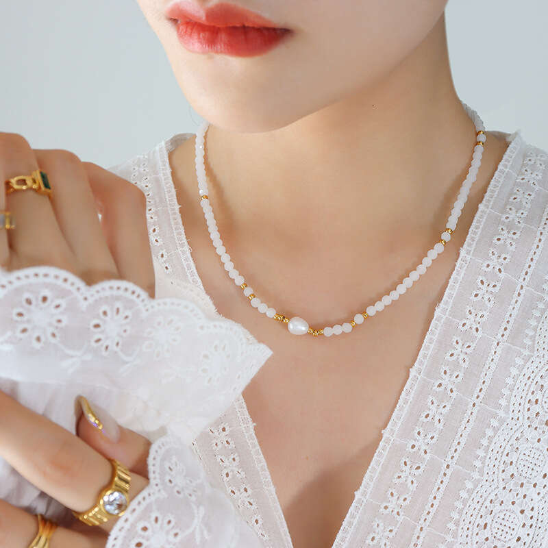 French Elegant Freshwater Pearl Necklace for Mothers, Best-Selling Holiday Gift, Light Luxury Accessory