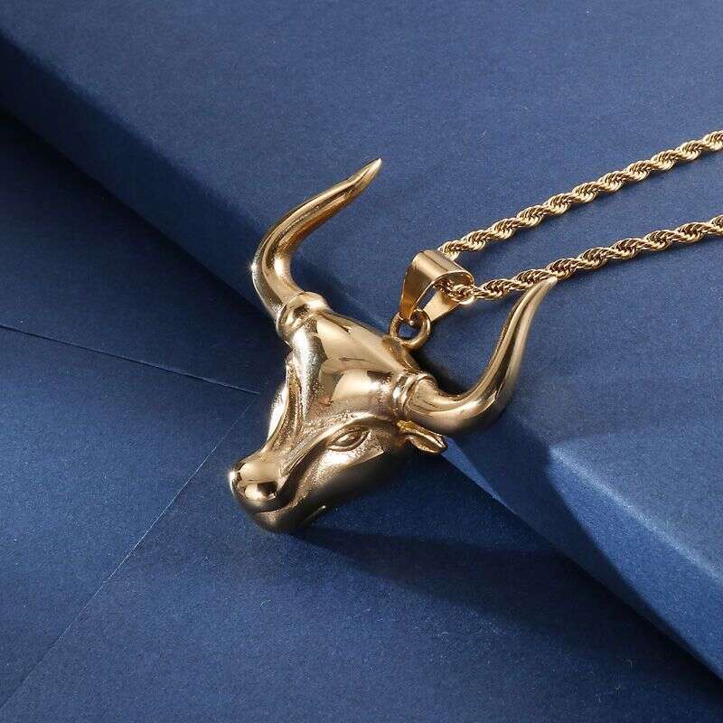 Punk For Men, Trendy Fashion Brand, Popular In Europe And America, Unique Retro Style, Cow Head Men's Titanium Steel Pendant Necklace