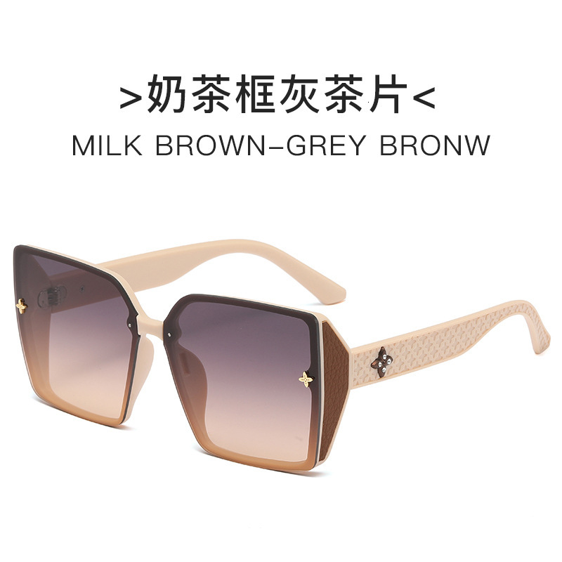 Luxury Brand Designer Sunglasses Four-Leaf Clover Luxury Shiny Sunglasses For Women, Trendy Tiktok Style, Large Frame Sunglasses, Fashionable Light Lu