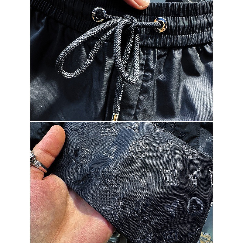 High-quality men's shorts European men's light luxury solid color jacquard for outdoor wear, 2025 new summer trendy ice silk beach shorts