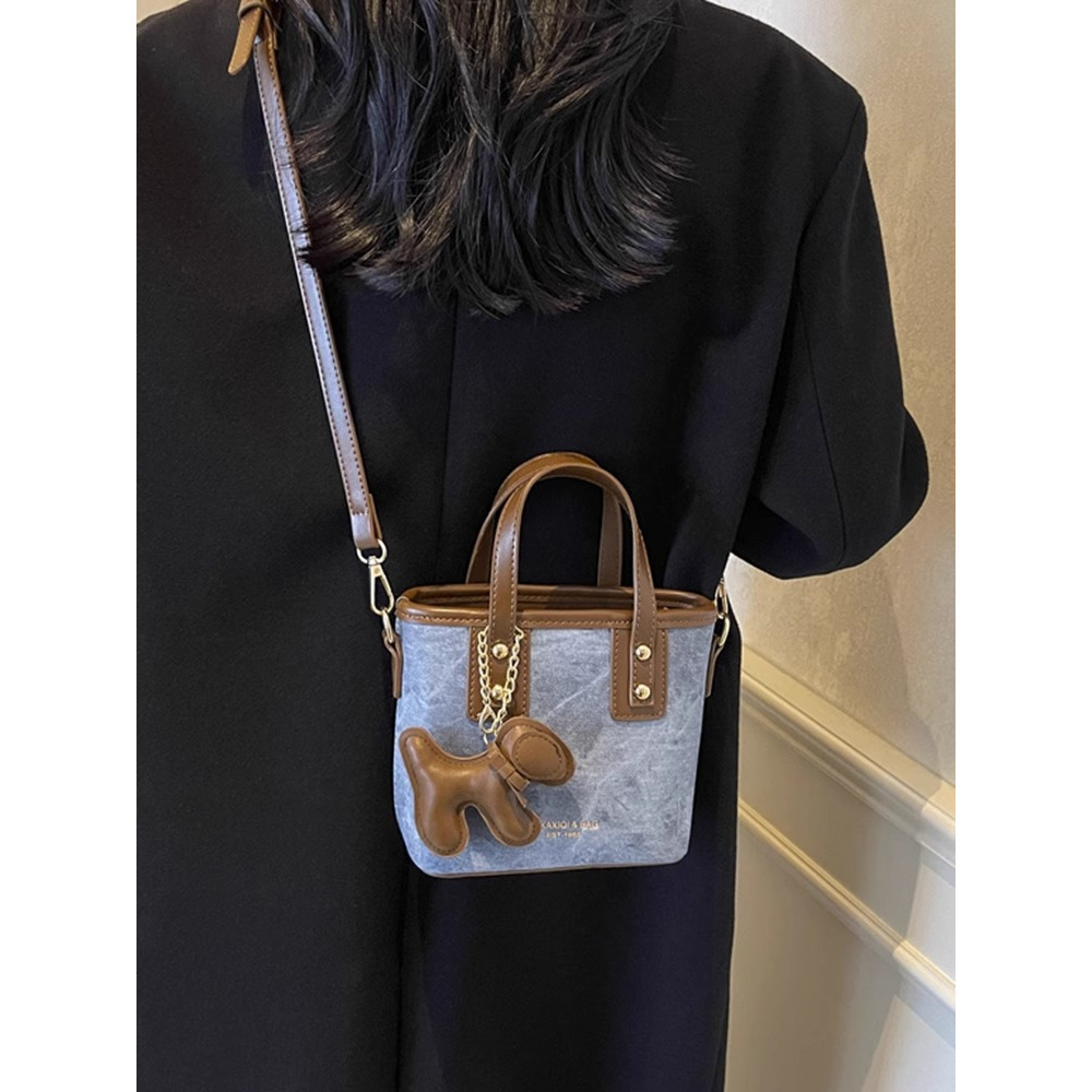 Women's New High-End Retro Color-Block Crossbody Autumn Winter Internet Celebrity Hot-Selling Single Shoulder Handbag Small Bag
