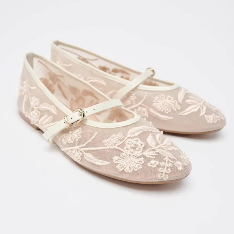 Mesh Embroidery String Bead Women Ballet Flats Fashion Buckle Breathable Mary Jane Shoe Comfort Low Heel Soft Flat Sandals 260323