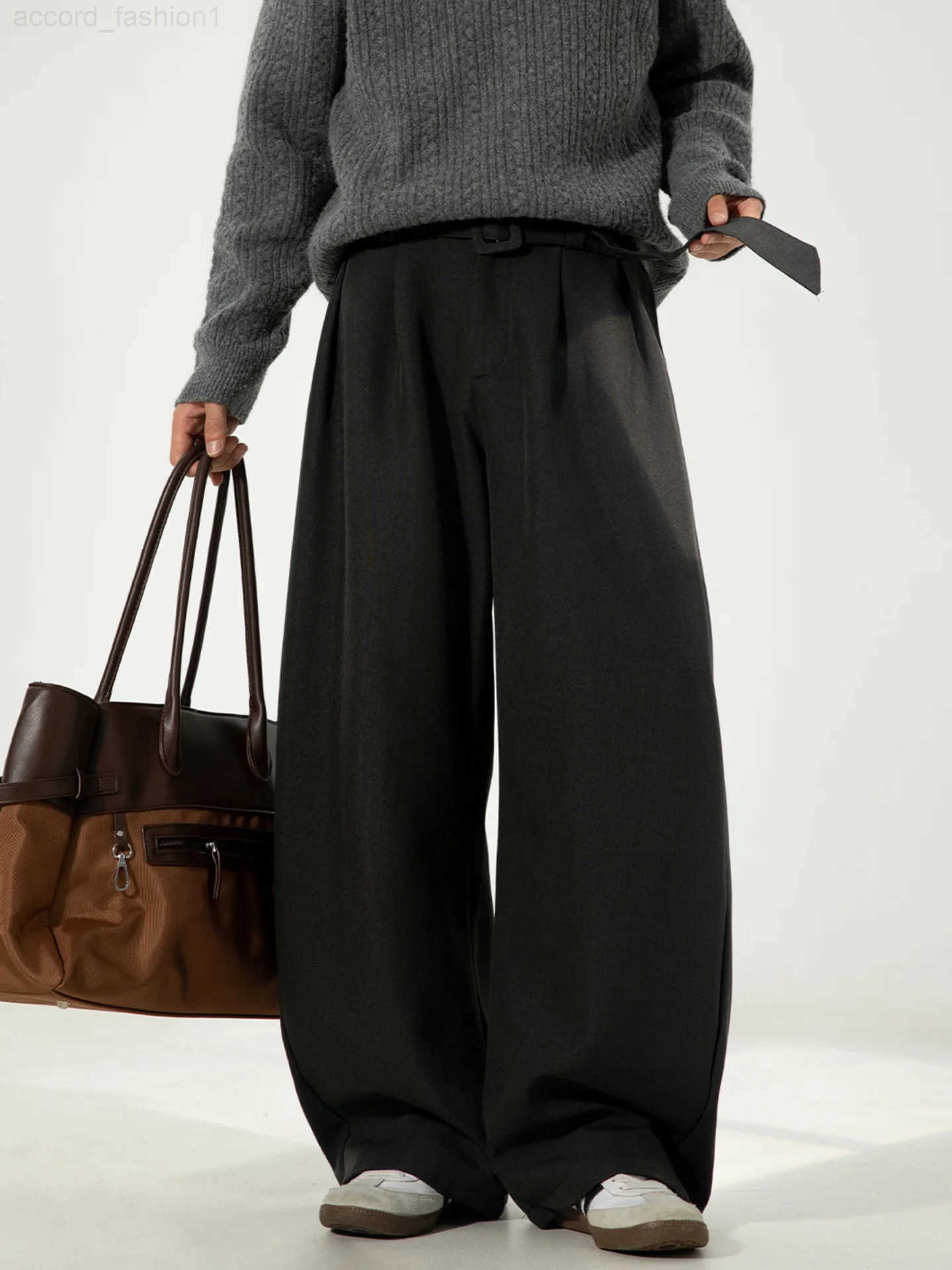 Mens Pleated Drape Curved-Leg Trousers Loose-Fit Straight-Leg Pants Retro-Style Belted Casual Pants H260330