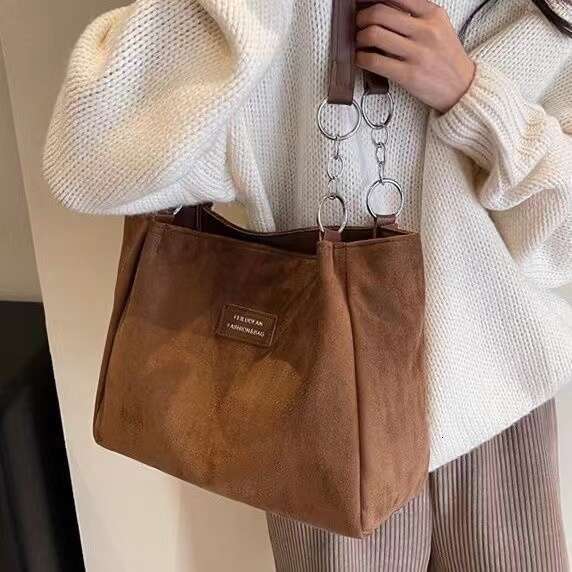 Letter Patch Decor Suede Tote Vintage Chain Shoulder Bag Women S Work School Handbag Liksusie