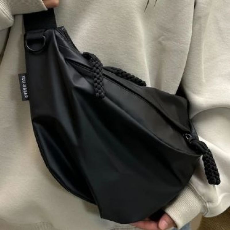 Manufacturer wholesale waterproof leather crossbody bag, new fashionable and popular large-capacity casual dumpling bag for women