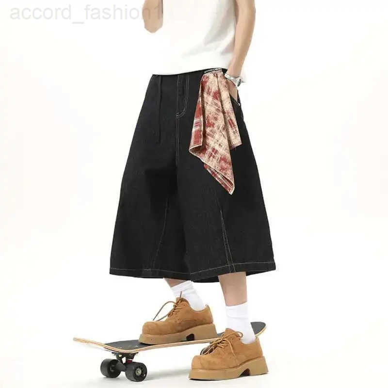 Style Mens American Wear Denim Shorts Detachable Square Scarf Seven Quarter Jeans New Stylish Streetwear Jorts 47MS H260330