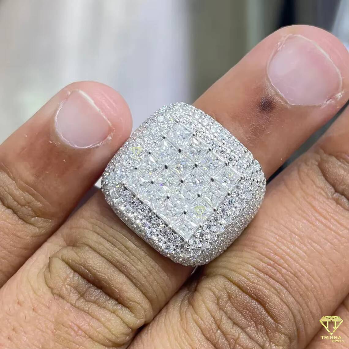 Mens Moissanite Iced Out Huge Diamond Micro Pave Round Dome VVS Buss Down Hip Hop Mens Bling Iced Ring