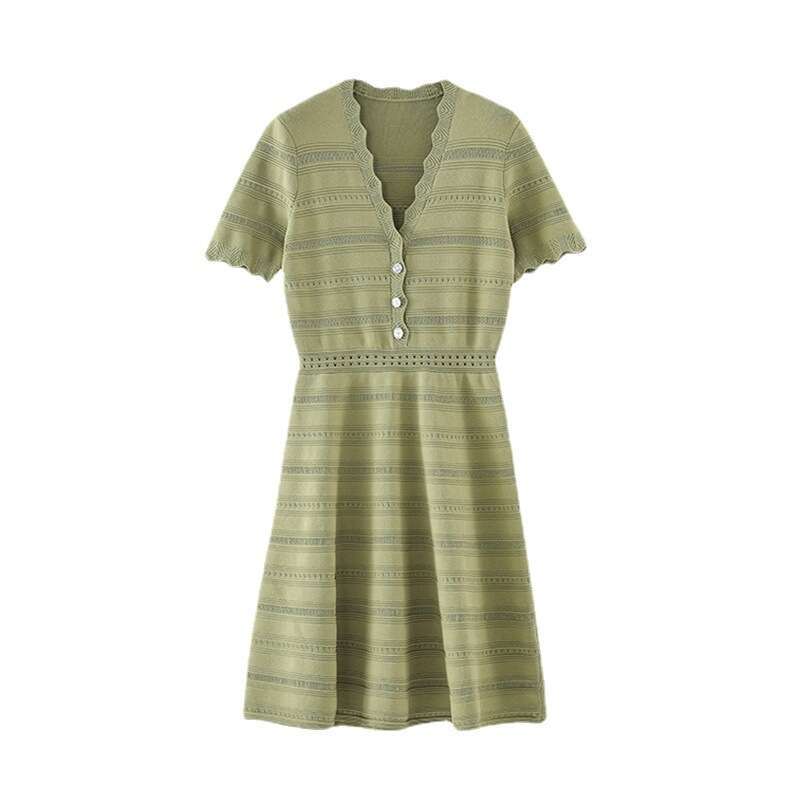 Summer designer elegant high-end green women's clothing French D17 niche light luxury exquisite fashion women's knitted dress