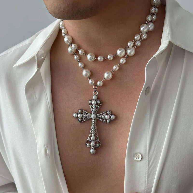 Hip-hop Luxurious Punk Style Necklace Cross Collage Imitation Pearl Collar With Exquisite Delicate Perfect For Everyday Wear As A Versatile & Jewelry 