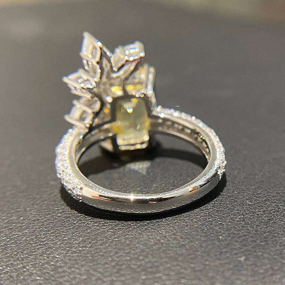 Jewelry Ring Arrival Luxury Women Cubic Zirconia Rings Bling Geometric Square Yellow CZ Ring Wedding Party Aesthetic Lady Jewelry Visionice