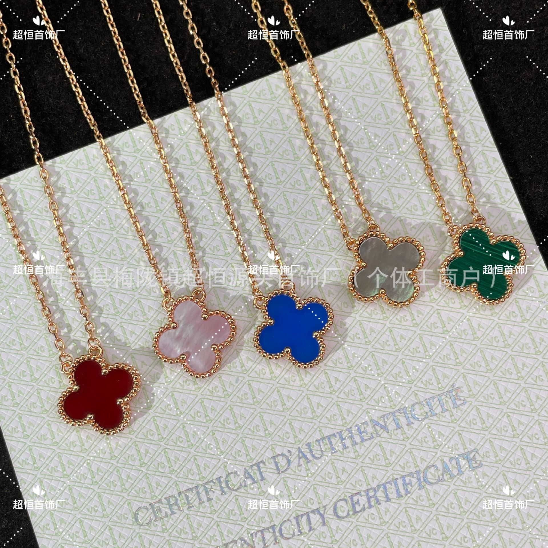 Designer luxury High-end V-gold precision CNC carved 18k rose gold necklace with black and red agate, white mother-of-pearl, and 925 silver plated clo