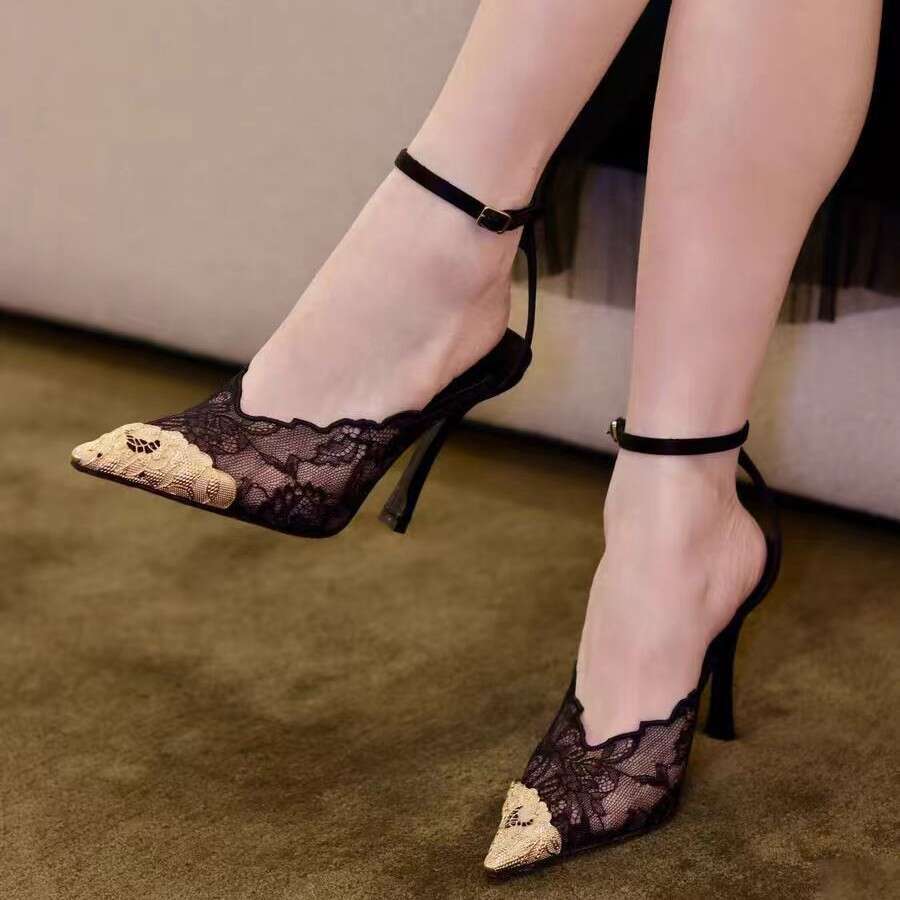 Lace pointed-toe high-heeled sandals for women with thin heels, back strap, metal buckle, closed toe, French elegant style shoes